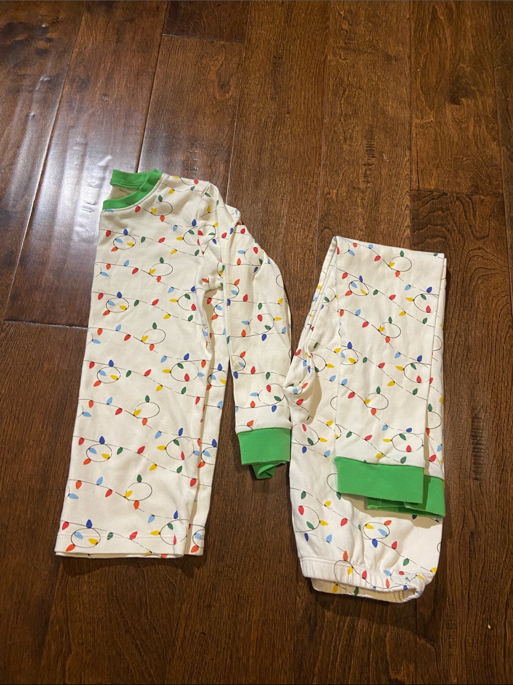 Bella Bliss Christmas lights  Pajama Set unisex SZ 10 kids